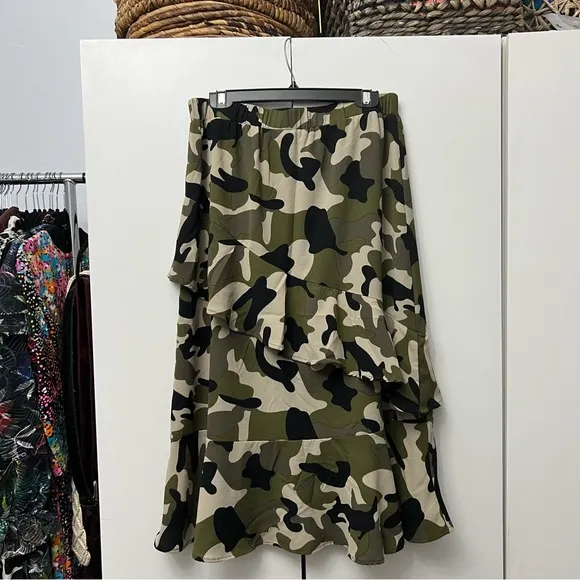 ASOS Black Green &amp; Khaki Camo Midi Asymmetrical Tiered Ruffle Warp Skirt Sz L