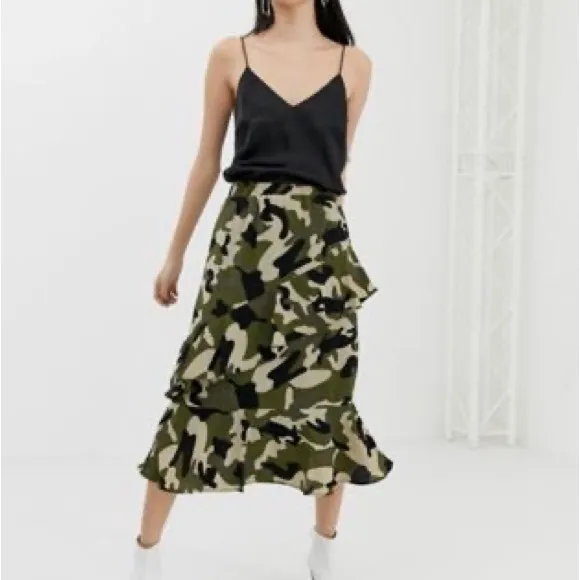ASOS Black Green &amp; Khaki Camo Midi Asymmetrical Tiered Ruffle Warp Skirt Sz L