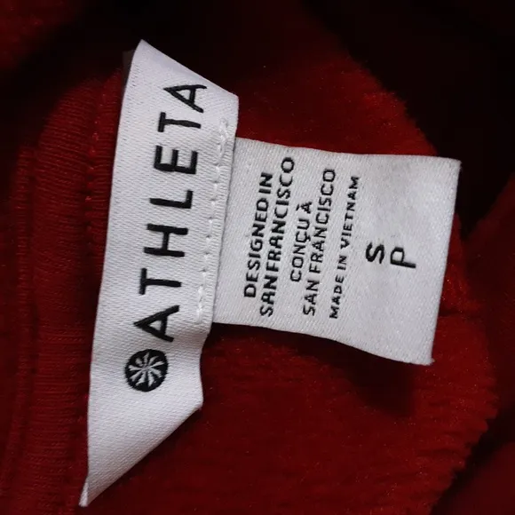 Athleta Karma Twist Neck Sweater Pullover Red Women S/ P  cozy Outdoor Casual