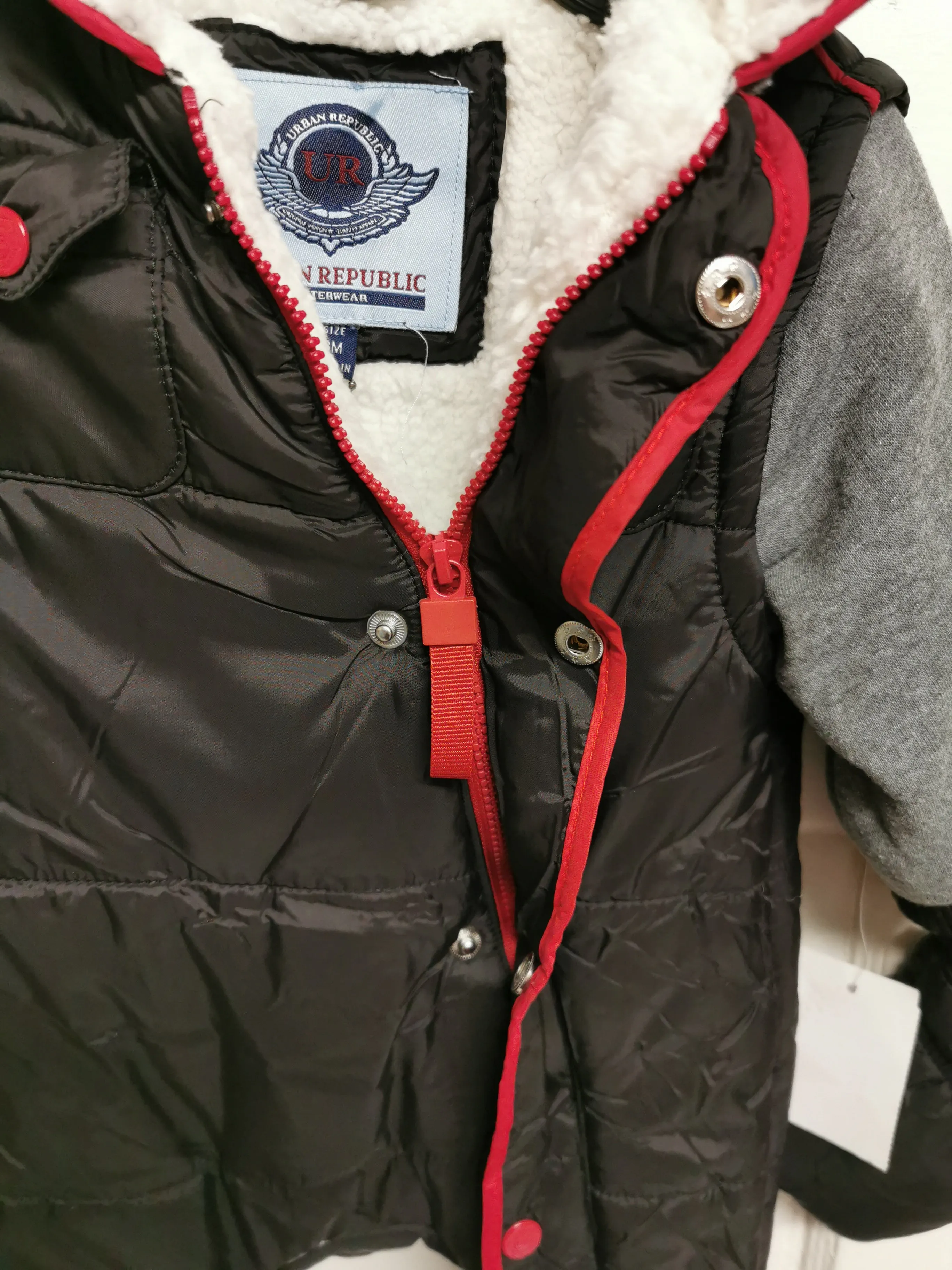 BABY BOY SIZE 3 MONTHS - URBAN REPUBLIC, Soft & Cozy Snowsuit NWT B41