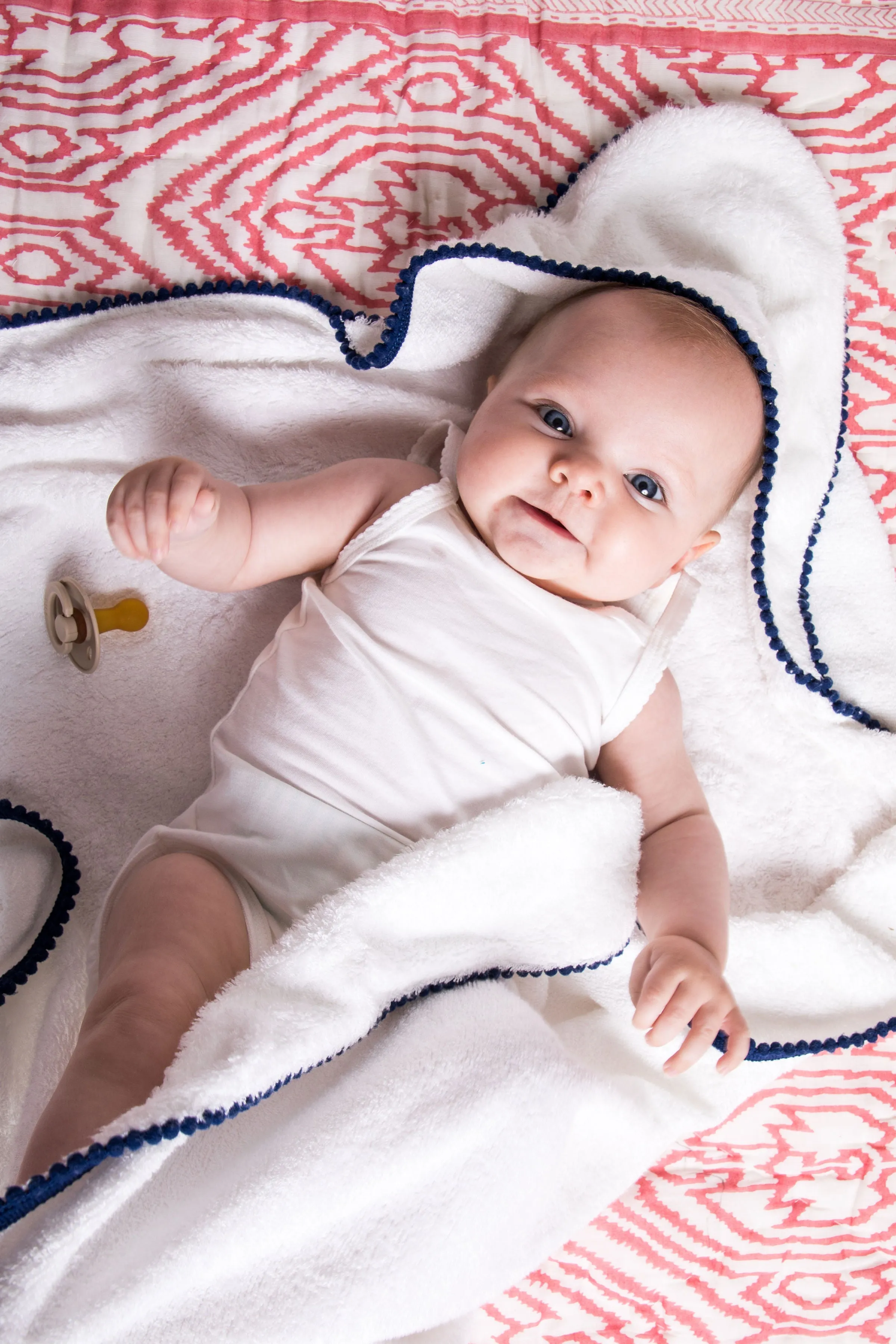 Bamboo Cotton Pom Pom Hoodel Baby Towel