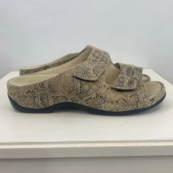 Berkemann Leather Crocodile Sandal Mule