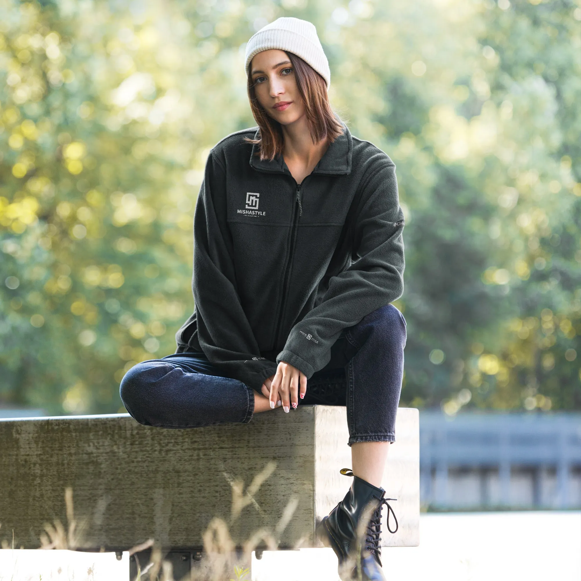 Black Unisex Columbia fleece jacket