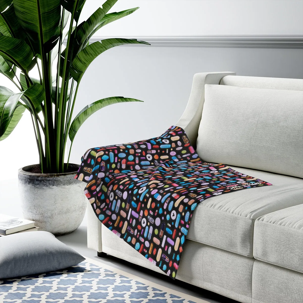 Black Velveteen Plush Blanket