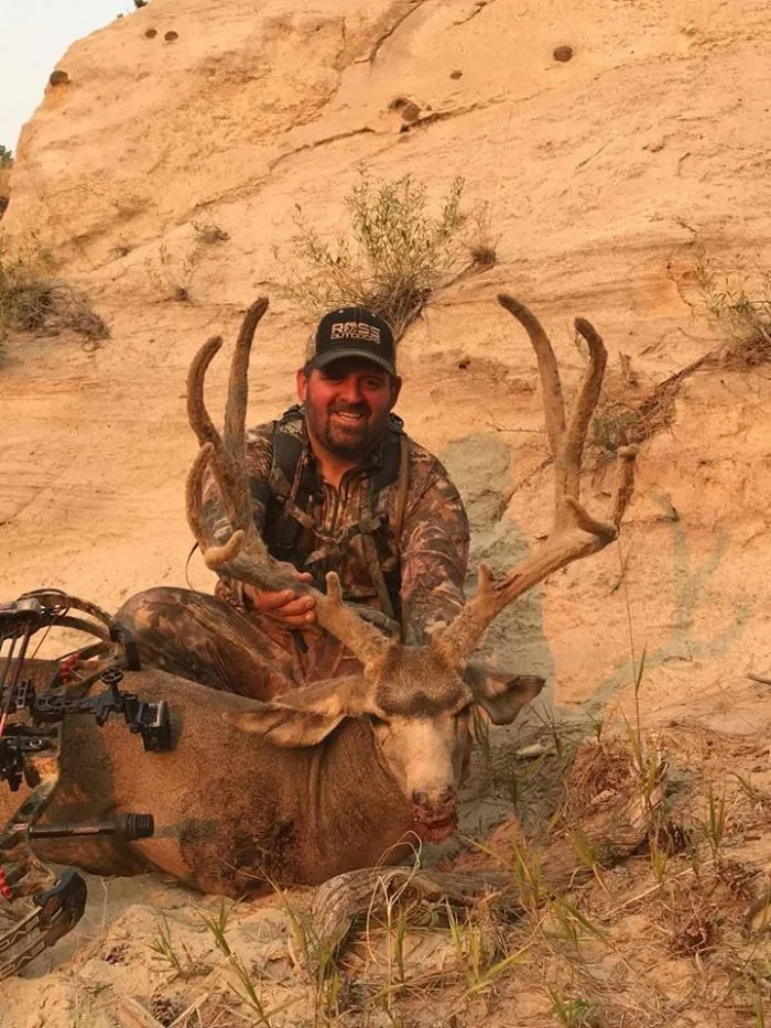 Blue Rock Outfitters - 5 Day Guided Bow Deer Hunt