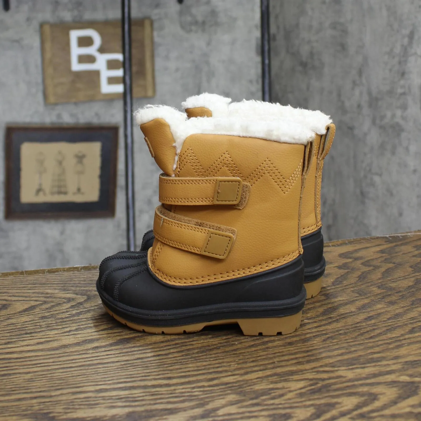 Cat & Jack Toddler Boys' Denver Winter Boots 88236548 Cognac Brown 7T