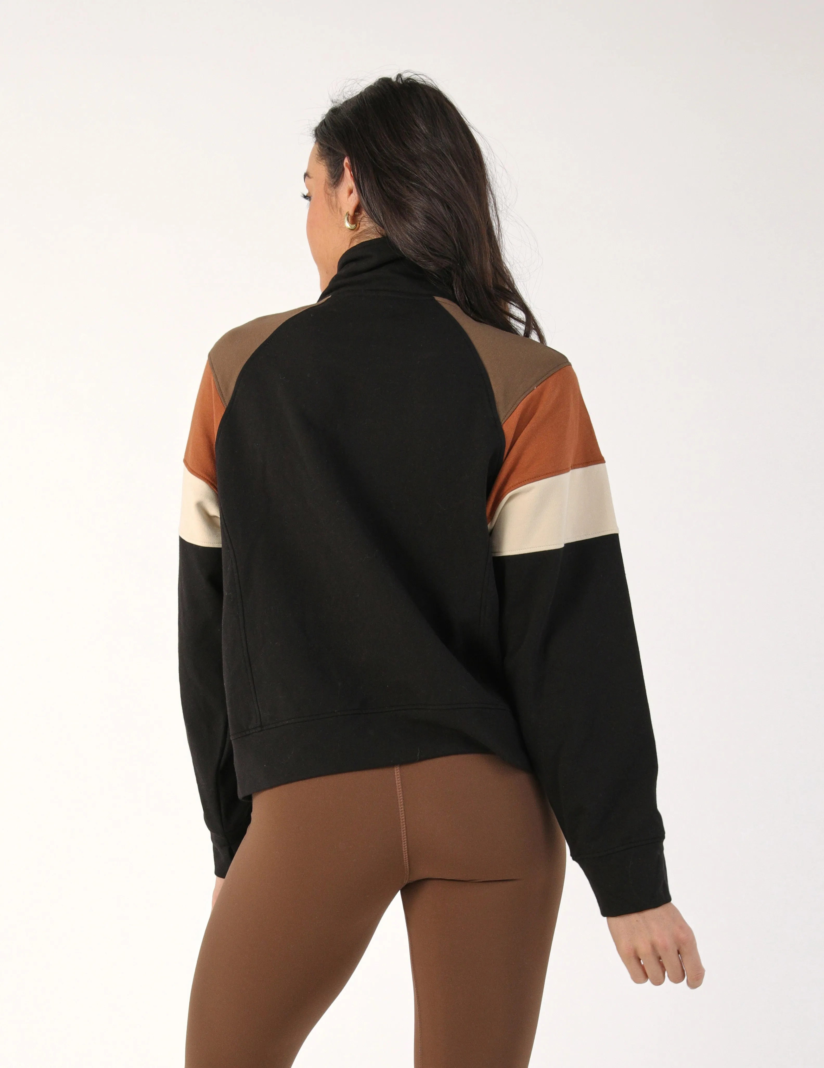 Daily Scuba 1/4 Zip: Black/Chocolate/Cinnamon/Oatmilk