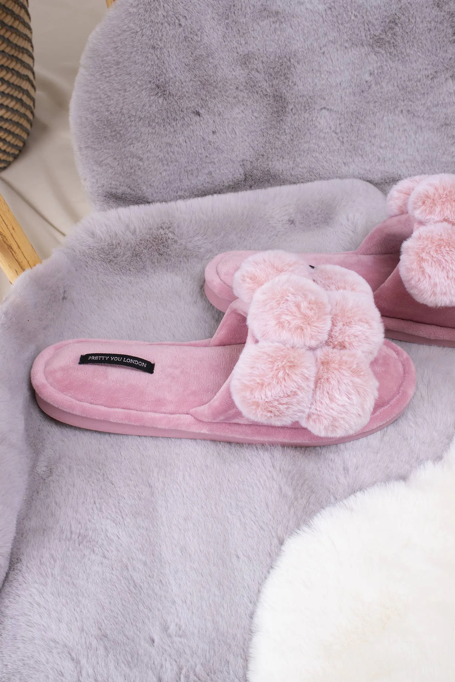 Dolly Pom Pom Slippers in Pink