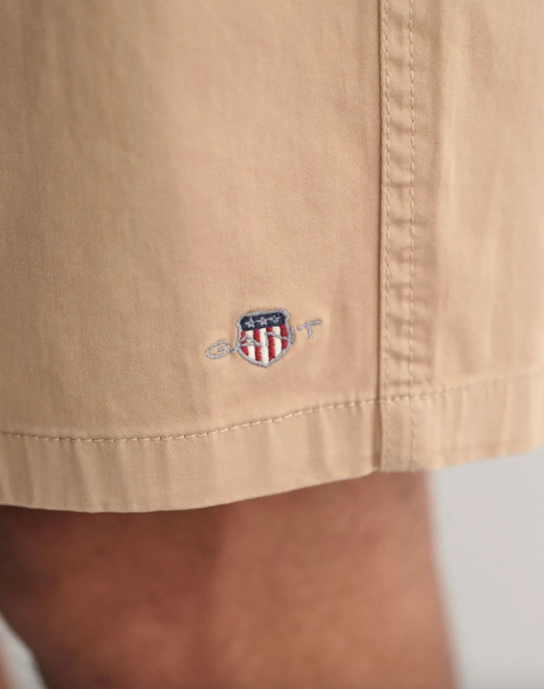 Gant Drawstring logo shorts - Dark khaki or marine