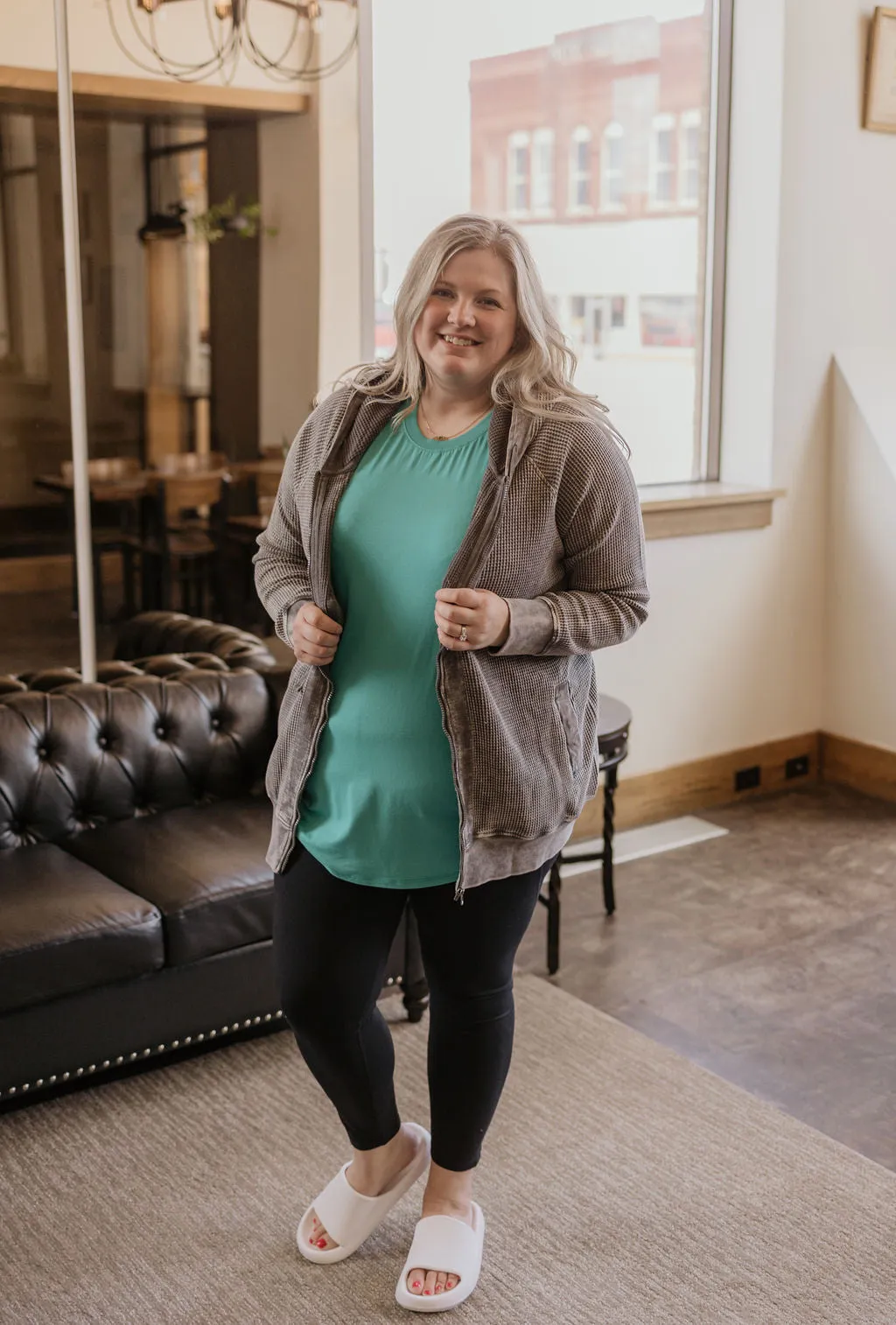 JAIDAN CURVY/REG MINERAL WASHED ZIP UP JACKET