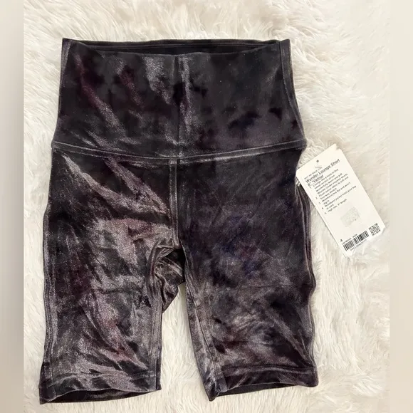 Lululemon Wunder Lounge Velour Shorts 8”