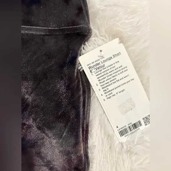 Lululemon Wunder Lounge Velour Shorts 8”