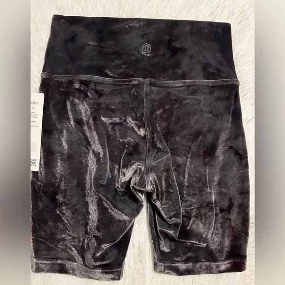 Lululemon Wunder Lounge Velour Shorts 8”