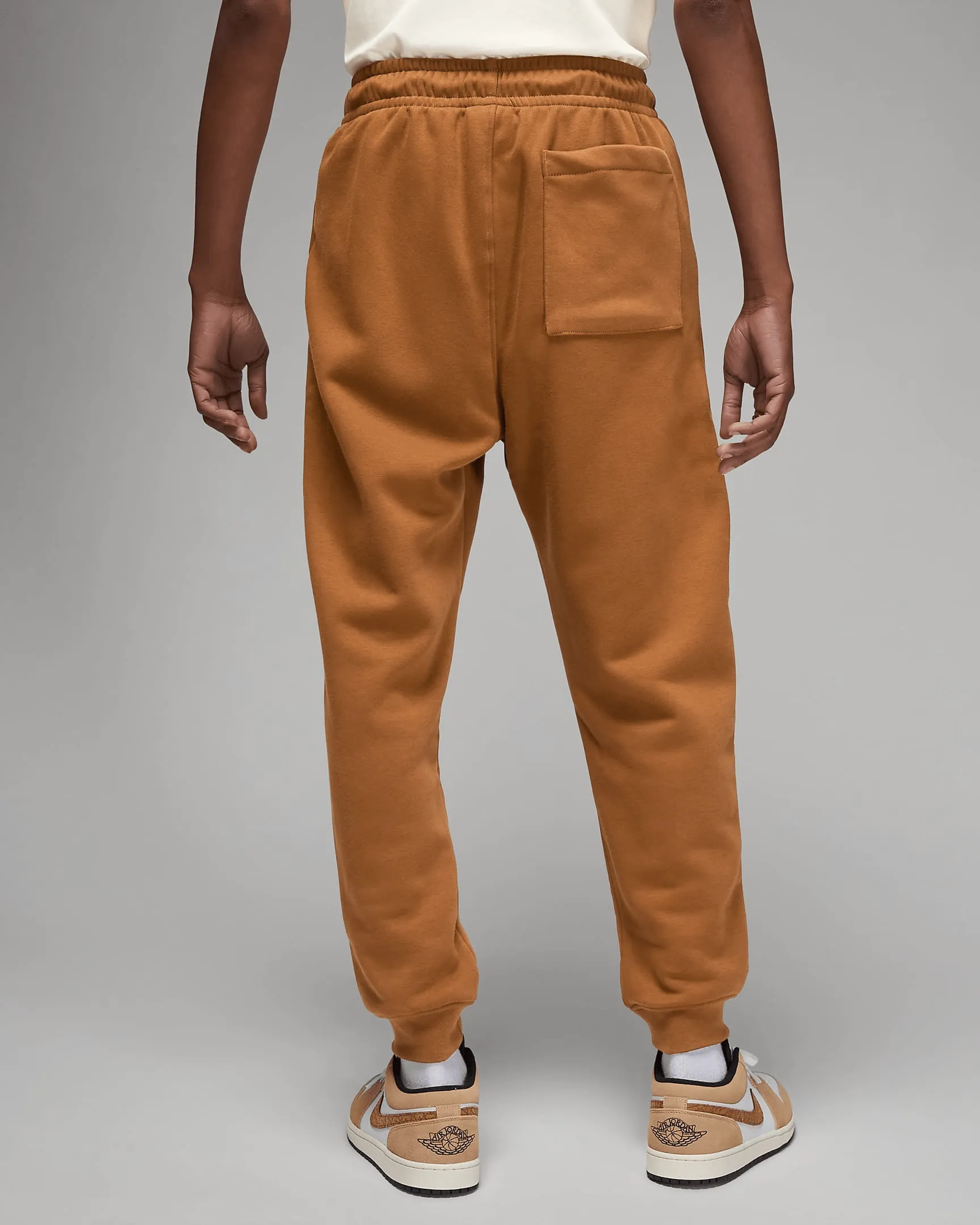 Men's Essentials Fleece Outfit