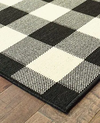 New Oriental Weavers Marina 2Ft 5" X 4Ft 5" Indoor/Outdoor Area Rug! Black & Ivory! Made in Egypt!