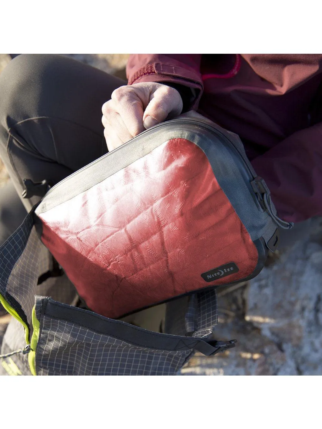Nite Ize RunOff Waterproof Packing Cube - medium