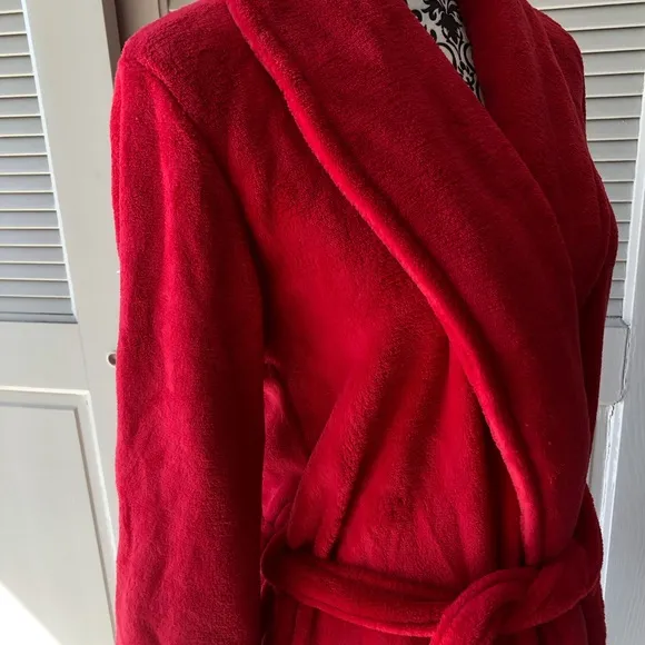 NWOT Calvin Klein Red Belted Robe Size XS/S
