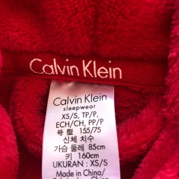 NWOT Calvin Klein Red Belted Robe Size XS/S