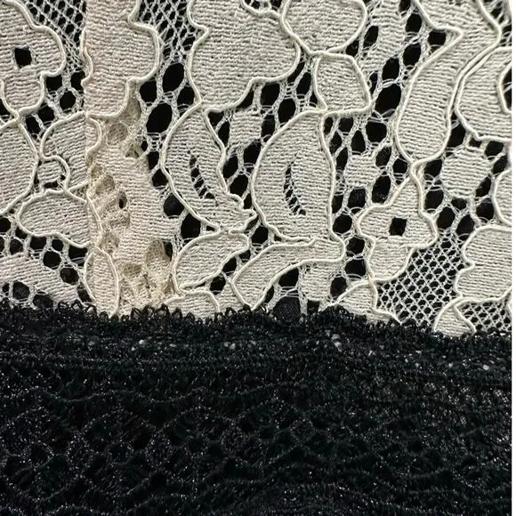 NWT Little Mistress Lace Top Dress Women’s Size 4