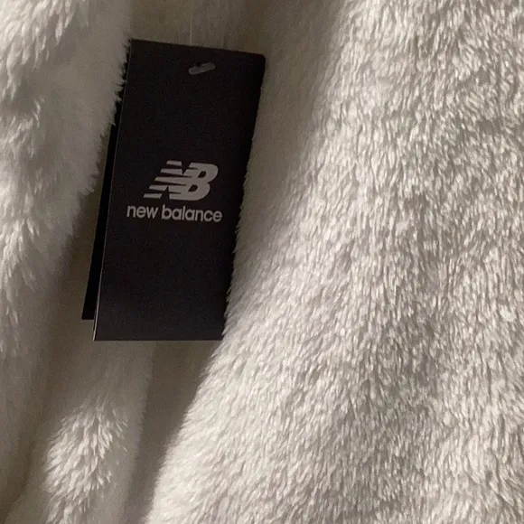 NWT New Balance Size 2X Pile Faux Fur Jacket