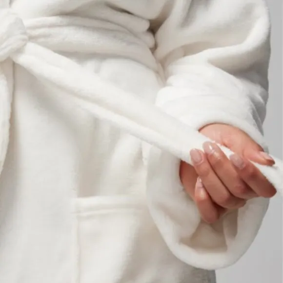 NWT Soma Plush Short Robe