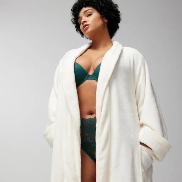 NWT Soma Plush Short Robe