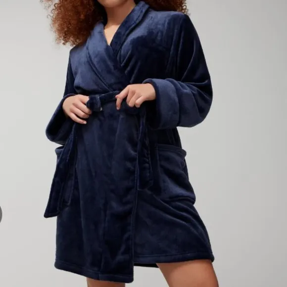 NWT Soma Plush Short Robe