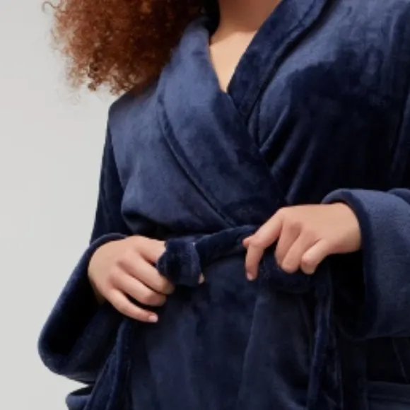 NWT Soma Plush Short Robe
