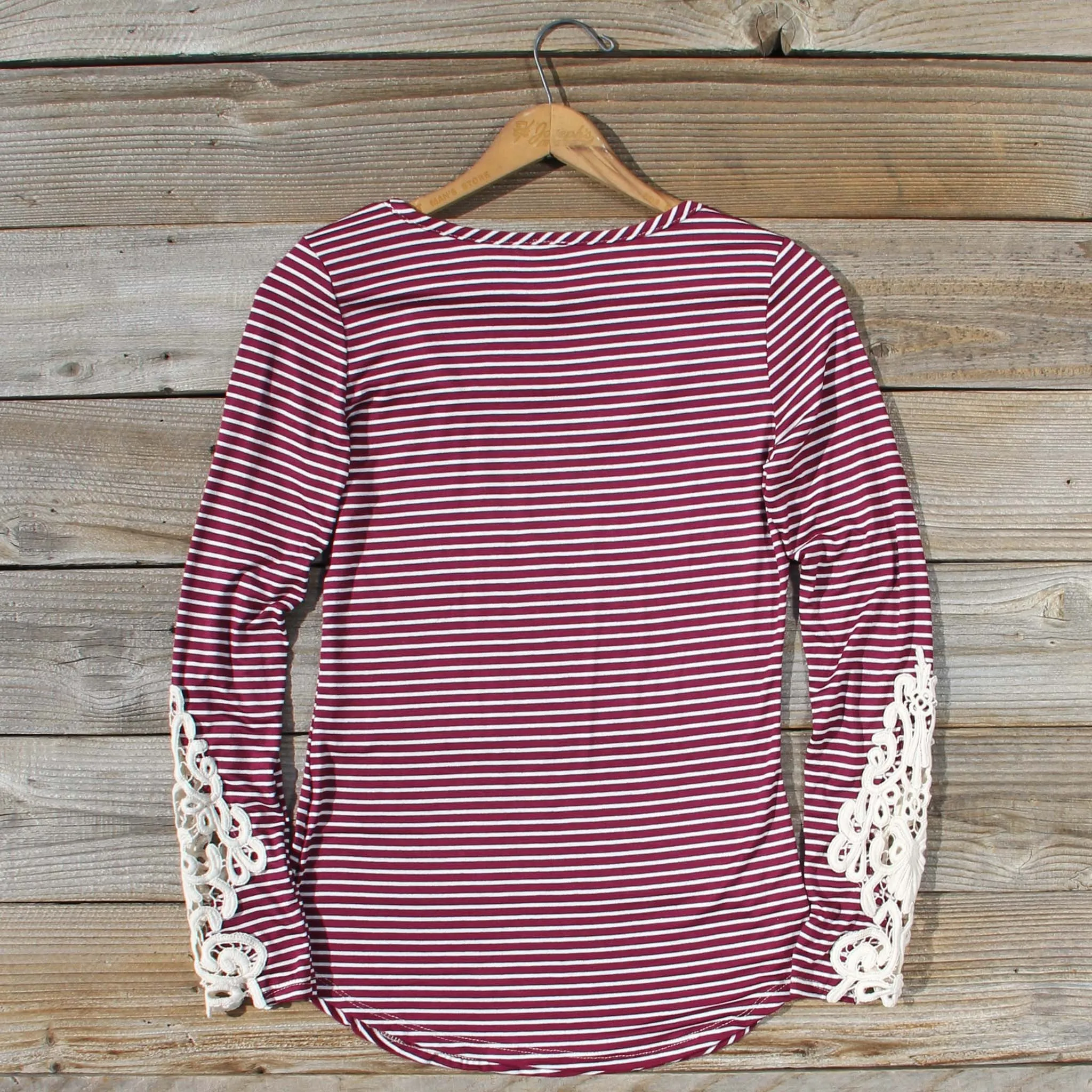 Sleepy Creek Lace Tee in Burgundy