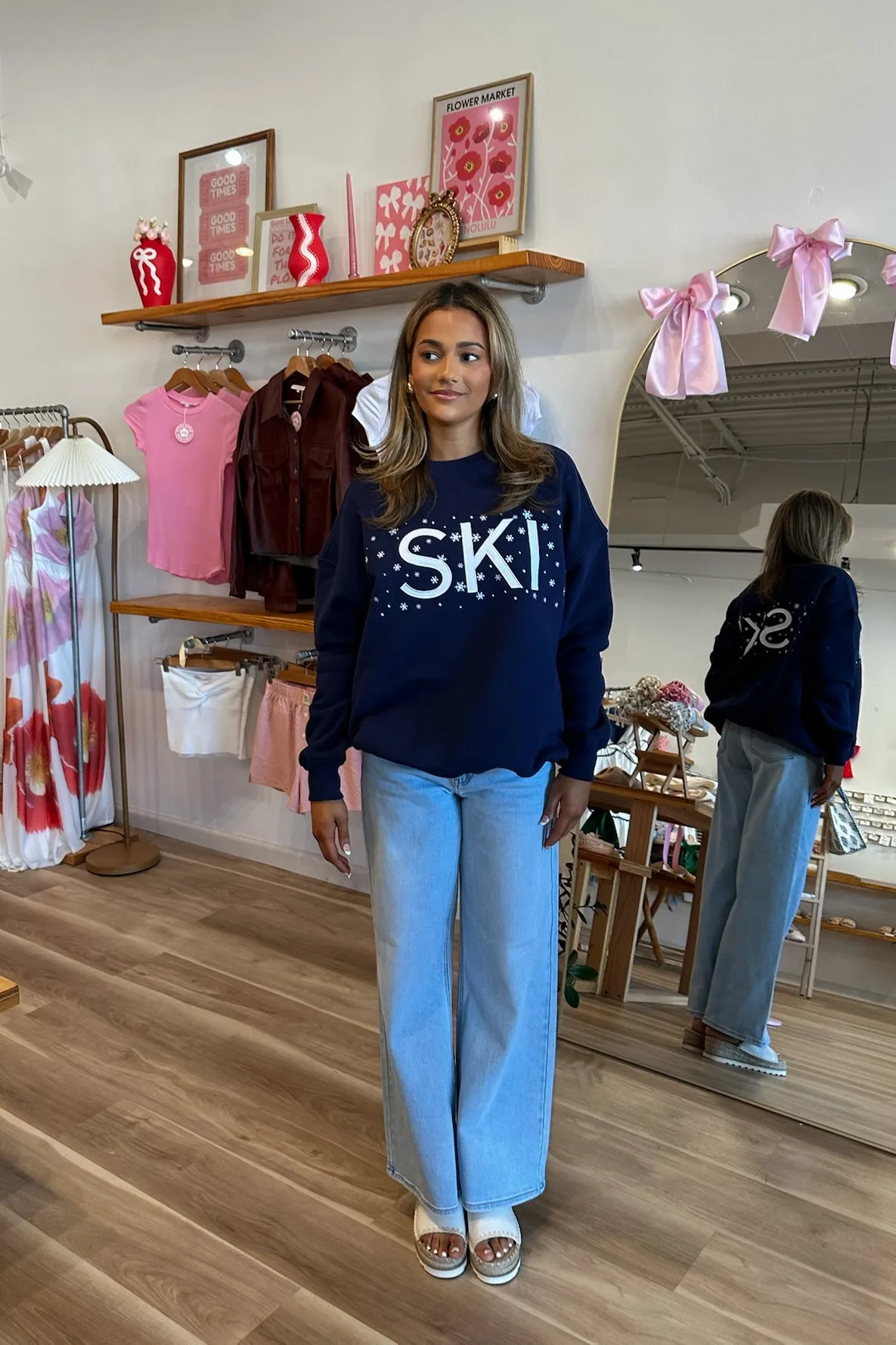 Snowflake Ski Sweatshirt in Navy Blue