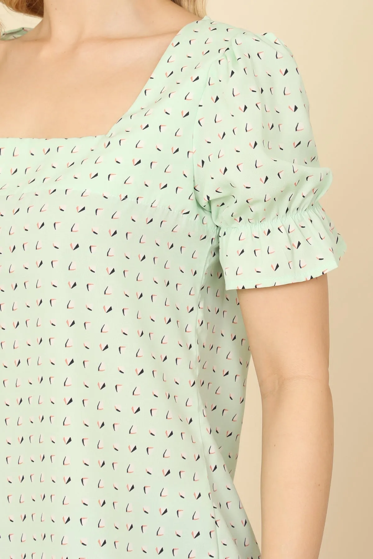 Square Neckline Puff Sleeve Printed Top