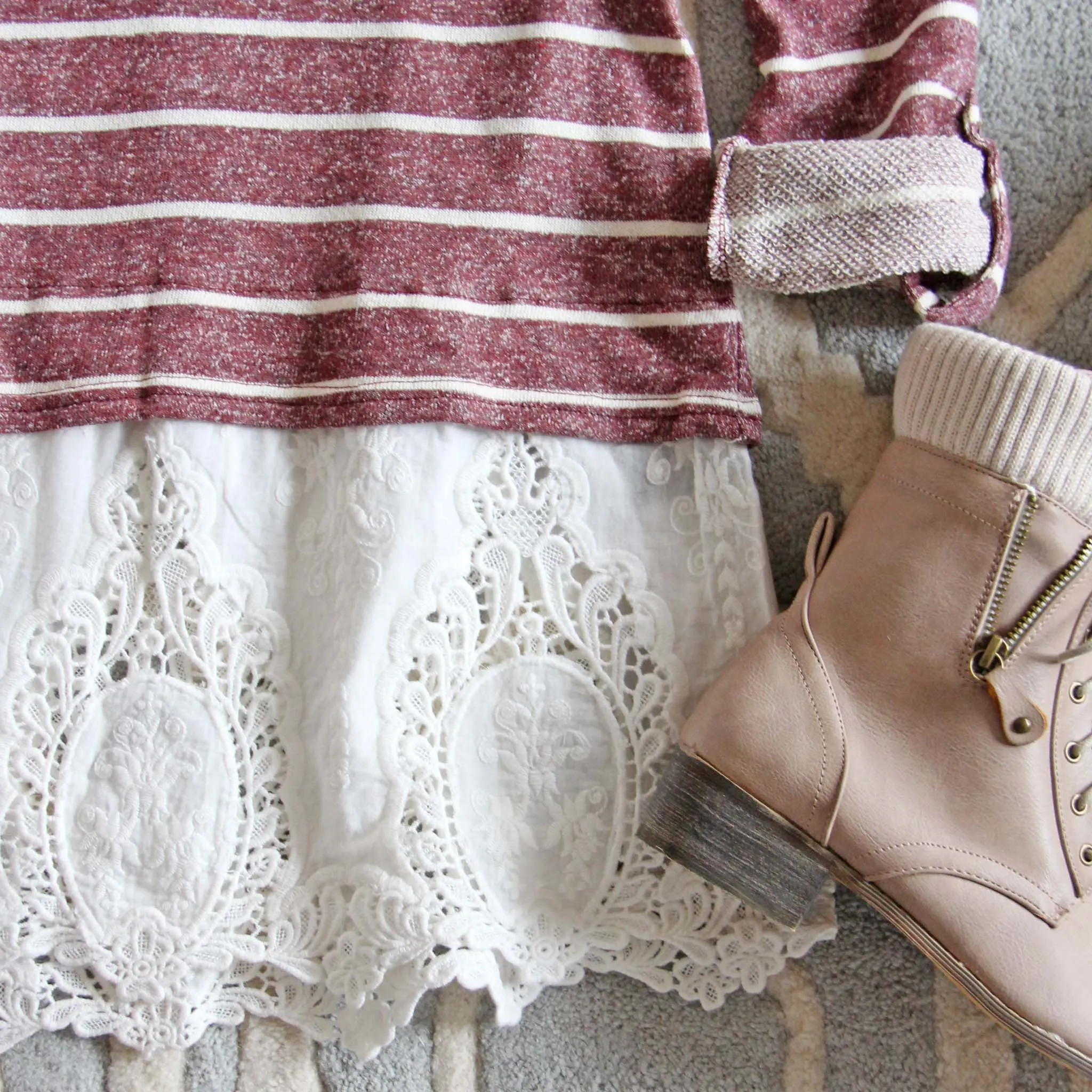 Swiftwater Lace Top in Wine