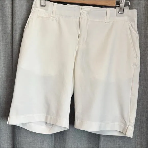 Under Armour Women's White Golf Fitted 9&quot; Shorts Size 2 NWT UPF 30
